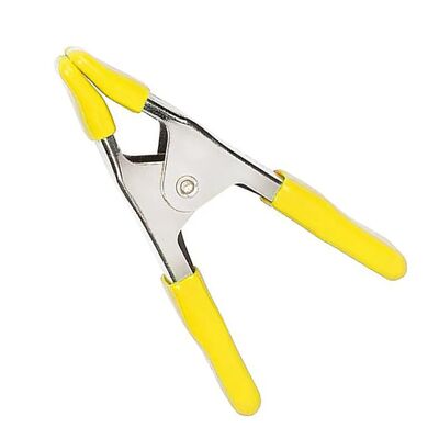 گیره های فنری فلزی، گیره های سنگین برای نجاری و پس زمینه